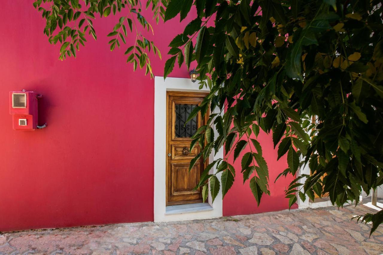 Coralli House Chalki Town Bagian luar foto